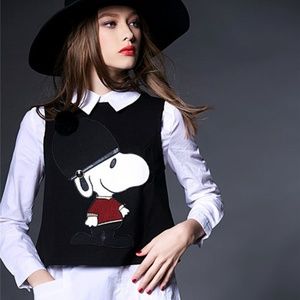 beautiful Snoopy two pieces top US size S 0 2 4